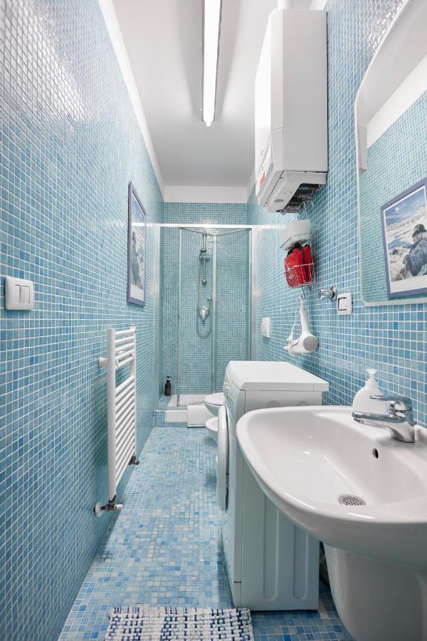 Silent And Cosy Apartment Free Netflix And Disney Plus Bologna Luaran gambar